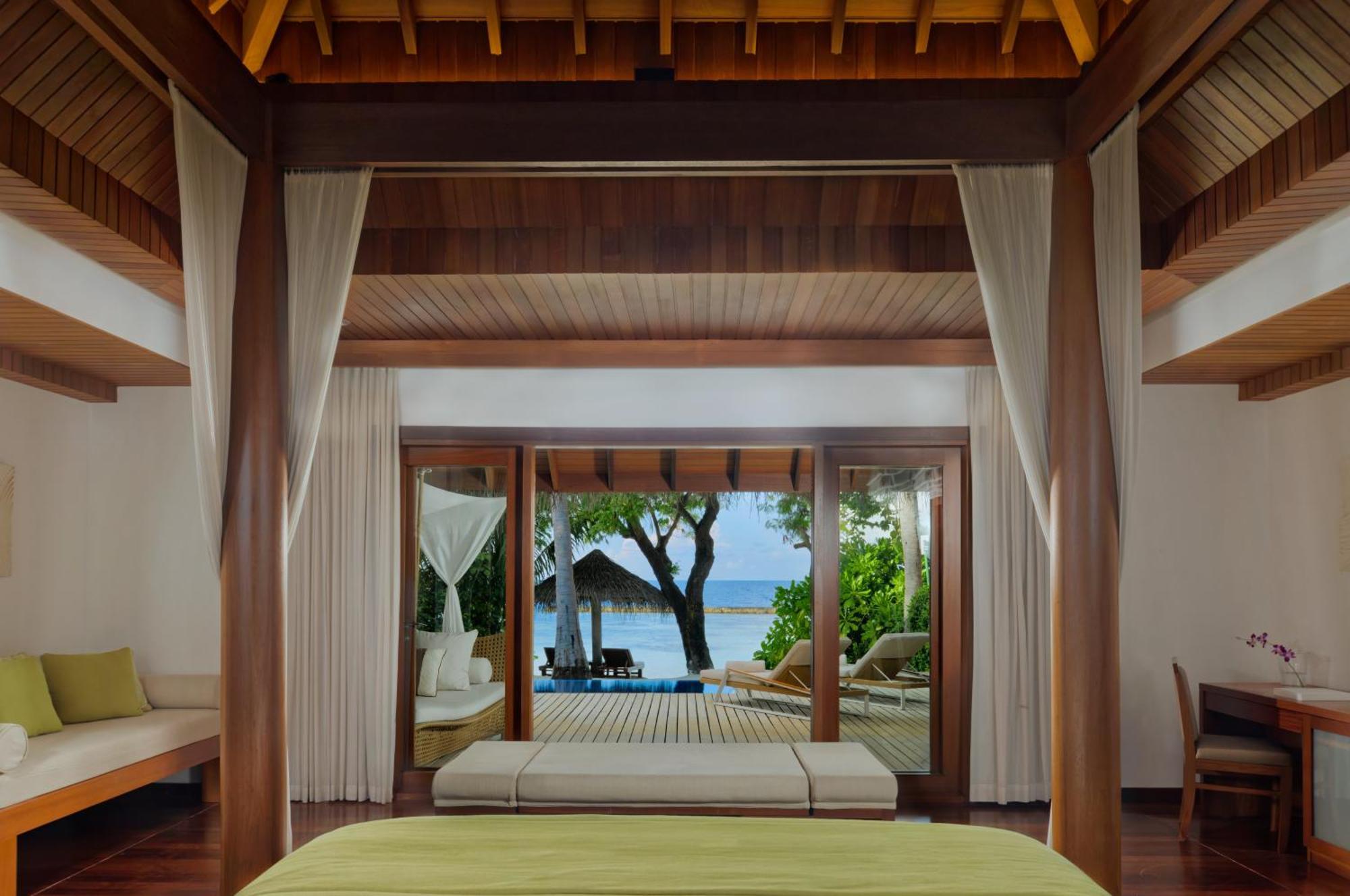 Resort Baros Maldives 5*