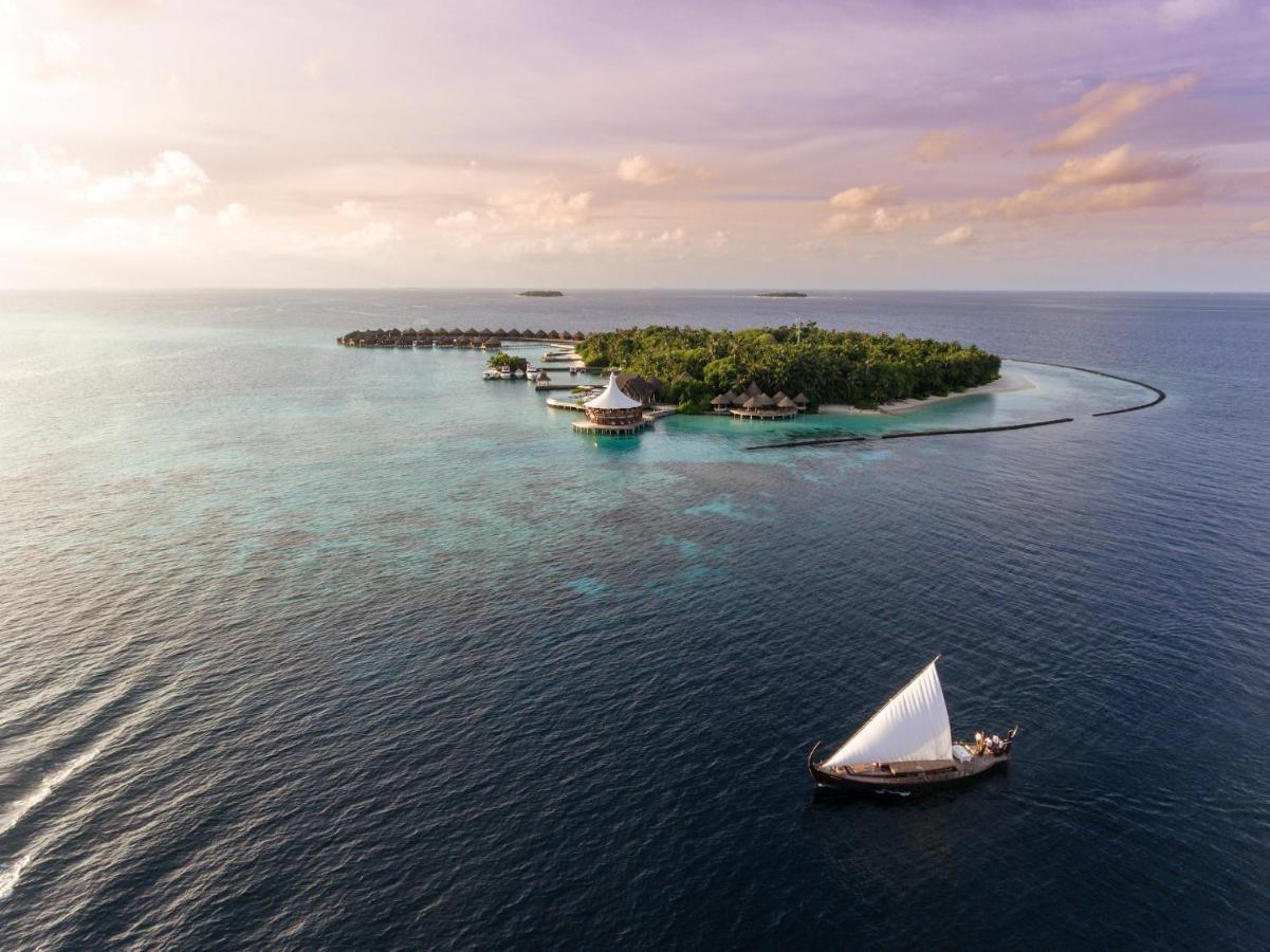 Baros Maldives Rezort Male